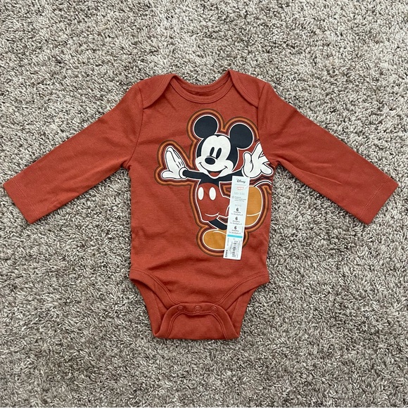 NWT 6M Disney/Jumping Beans Mickey Onesie - Picture 1 of 3